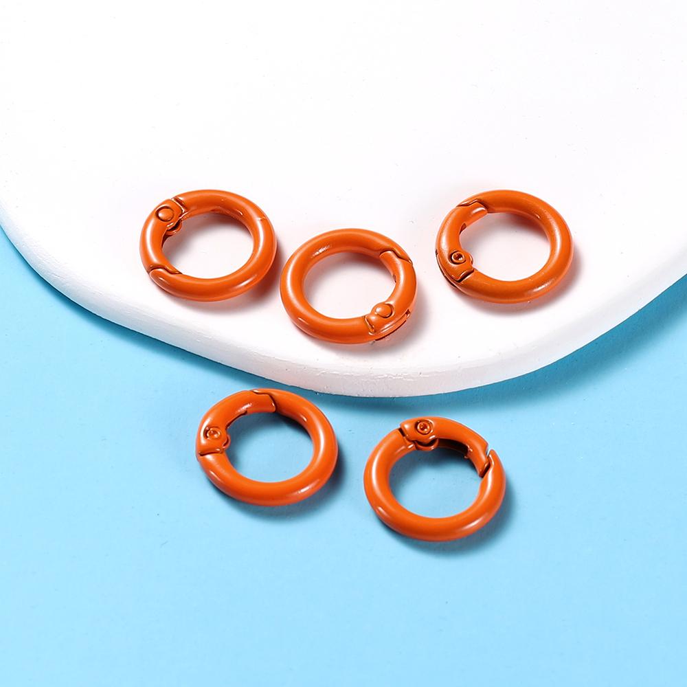 5 szt./partia 21 kolorów Metalowy O-ring Zapięcie sprężynowe Otwierany Okrągły Karabińczyk Klipsy do kluczy Hak Łańcuch dla psa Zapięcie do biżuterii DIY Złączka