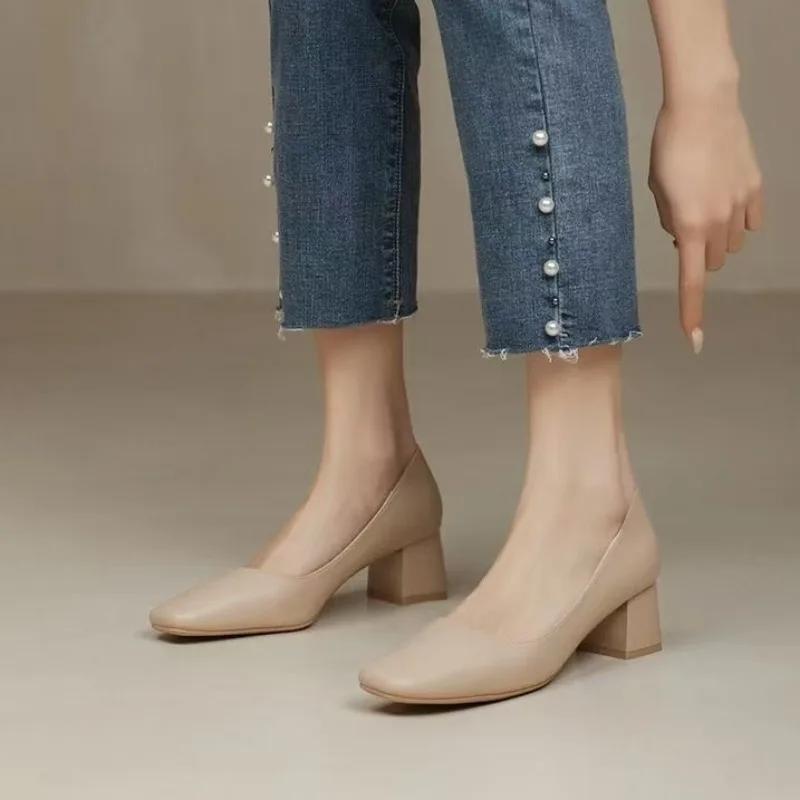 

Модная обувь женская 2025 Бренд Неглубокие Женские Туфли на Высоком Каблуке Мода Квадратный Носок Офис и Карьера Новинка Большой Размер Самые Продаваемые Каблуки Женские 43 абрикосовый