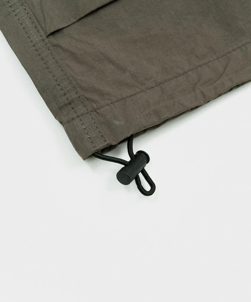 TOFFEE Back Pocket Cargo Bermuda Pants (Khaki Brown)