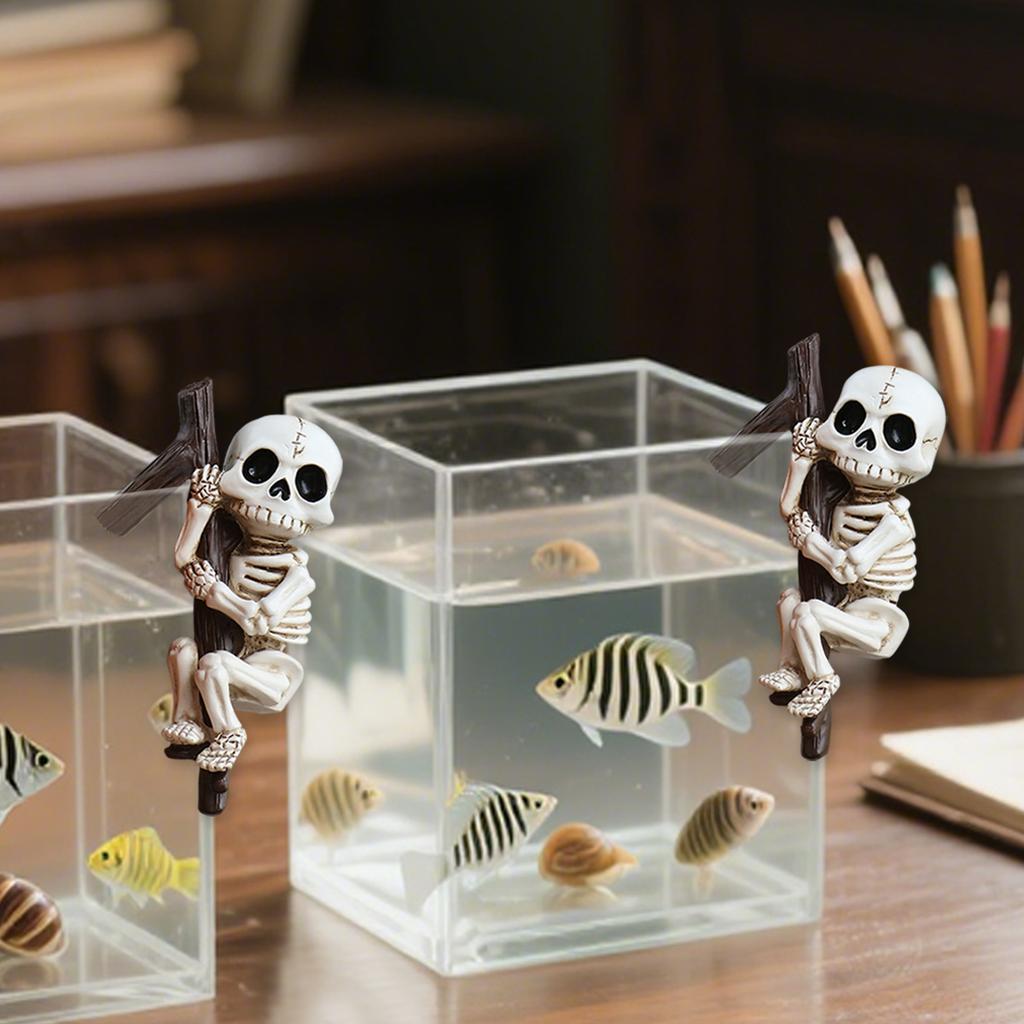 2PCS Halloween Decor Climbing Skeleton Figurine,Flower Pot Hanger Mini Skeletons Halloween Resin Skeleton Ornament for Bonsai Planter Edge Decoration