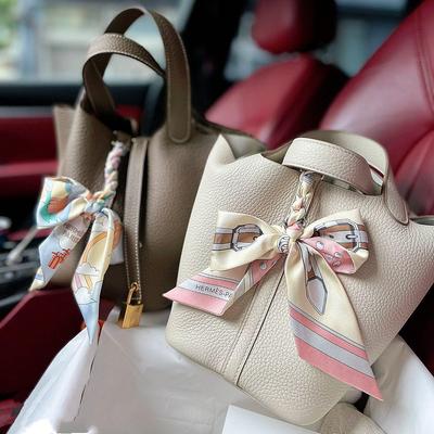 Bolso de mano de piel de vacuno con estampado de lichi 2023: Bolso de Mano Elegante y Espacioso para Mujer