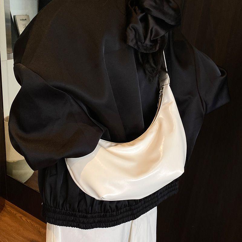 2025 Damen Vielseitige Lässige Crossbody Dumpling-Tasche