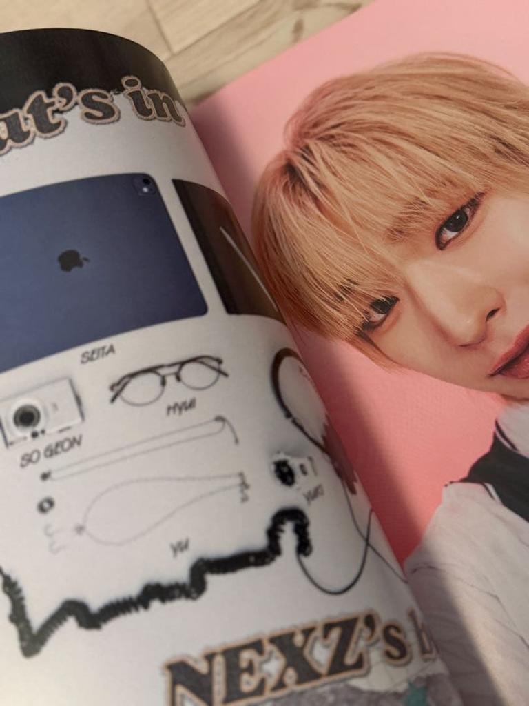 [USED] NEXZ Mini Fan Meeting Korea Mini Fan Meeting Participation Bonus Magazine