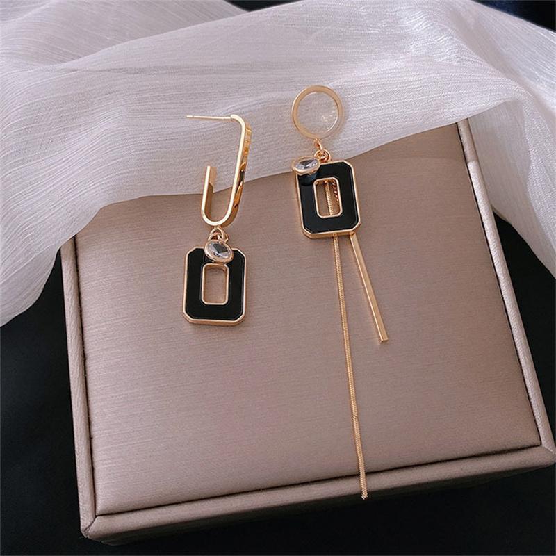 

Korean New Black Round Rhinestone Drop Earrings for Women Shining Zircon Geometric Dangle Earring Female Temperament Zircon