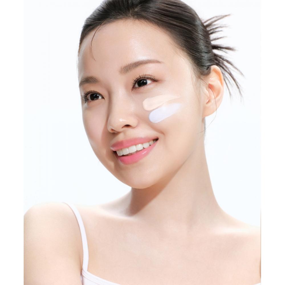Begins [2set] Blue Chamomile Hyaluronic Acid Moistur Purple Tone Up Suncream 50ml 2pcs  Pure White Soft Cheeks Included 