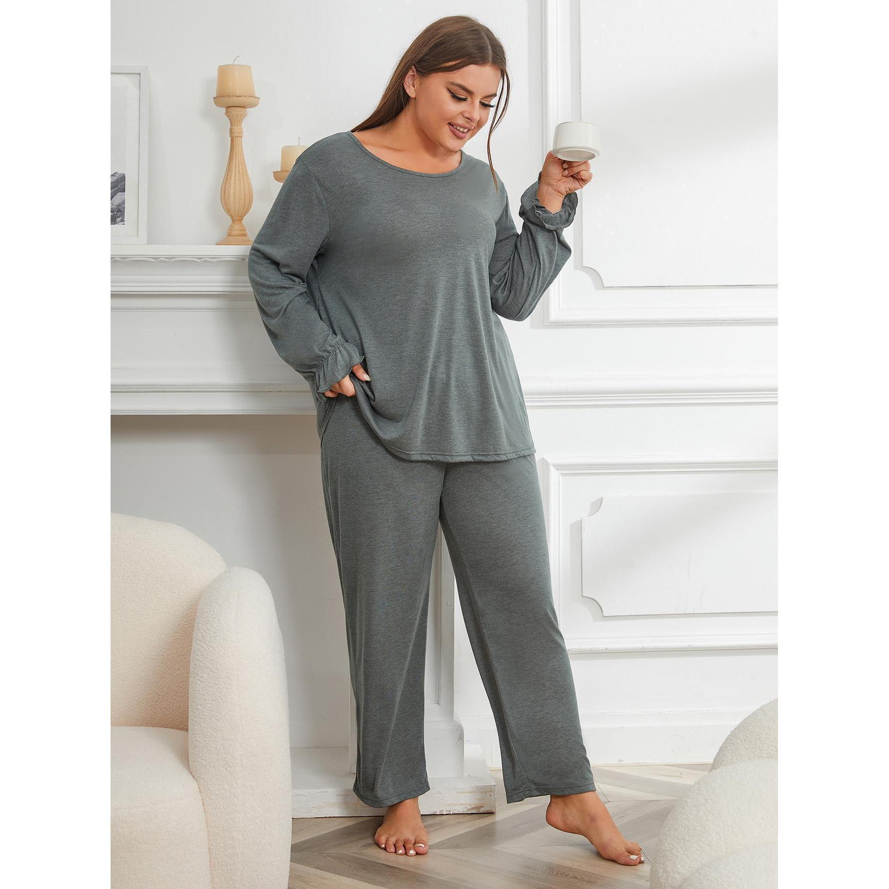 

Plus Size Women s Autumn/Winter Pajamas: Solid Color Two-Piece Set 2XL