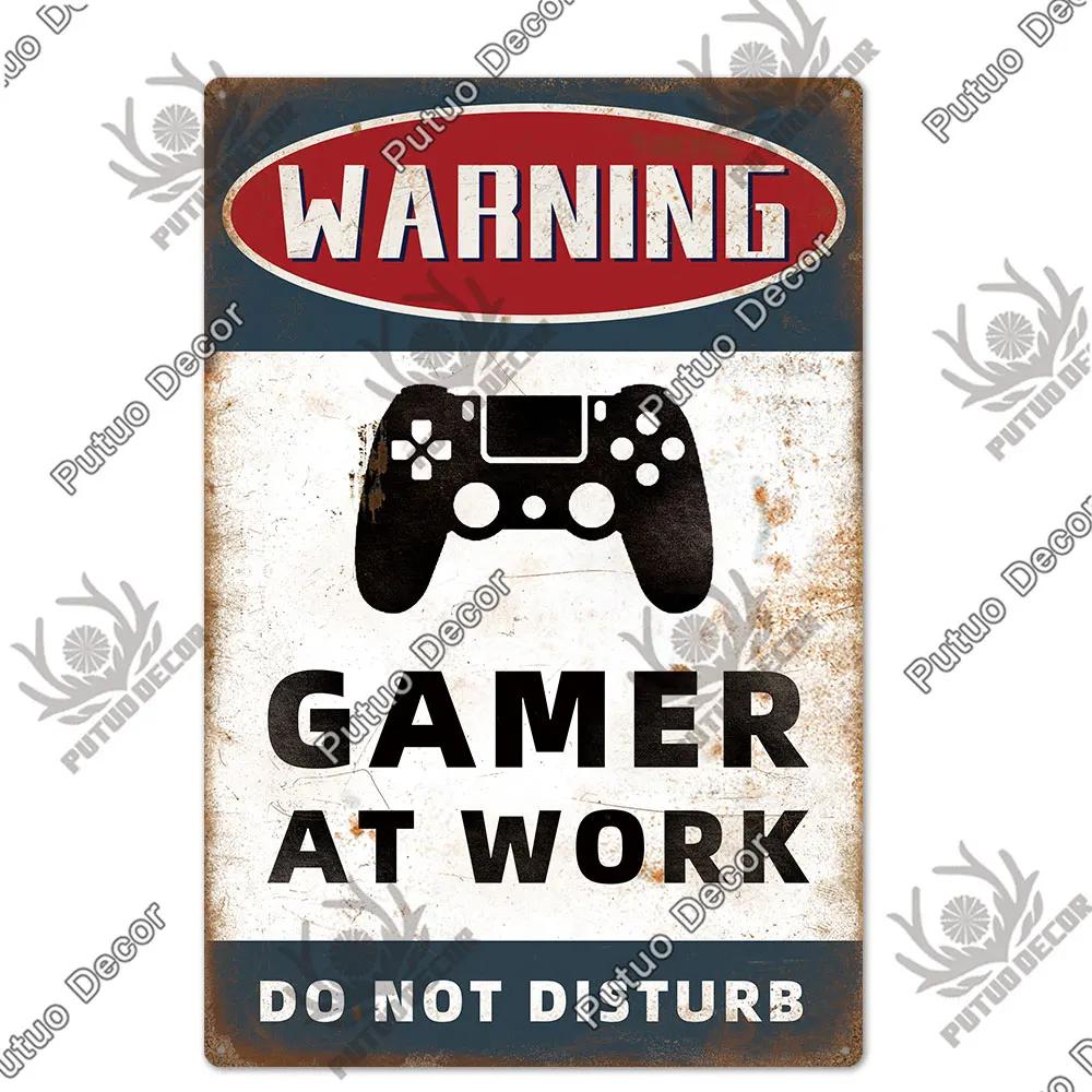 Putuo Decor Panneaux Métalliques Drôles de Gamer Panneau en Étain Vintage Gamer au Travail Panneaux Rétro pour Maison Club Salle de Jeu Décor Mural de Cave d'Homme