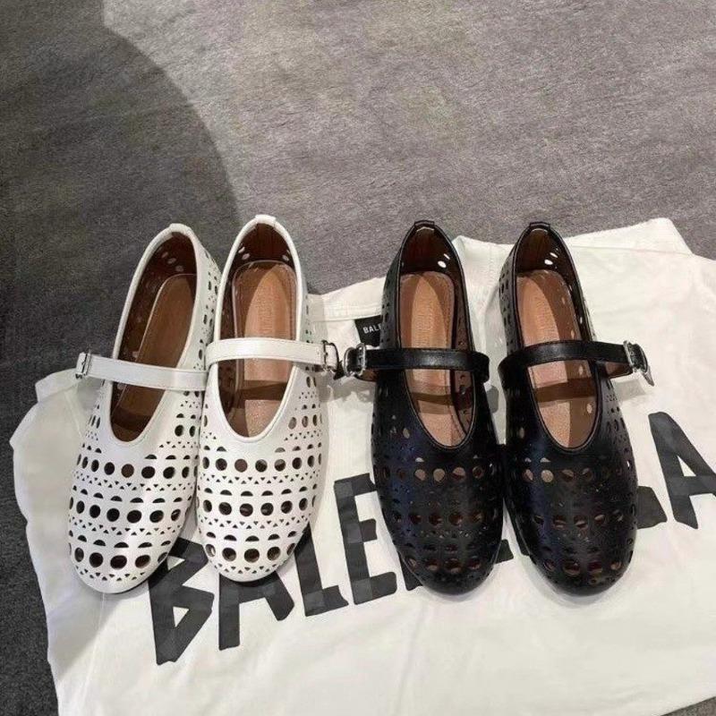 2025 New Women Sandals Summer Hollow Ladies Shoes Closed Toe Casual Sandals Women Soft and Comfortable Ballet Flat Shoes