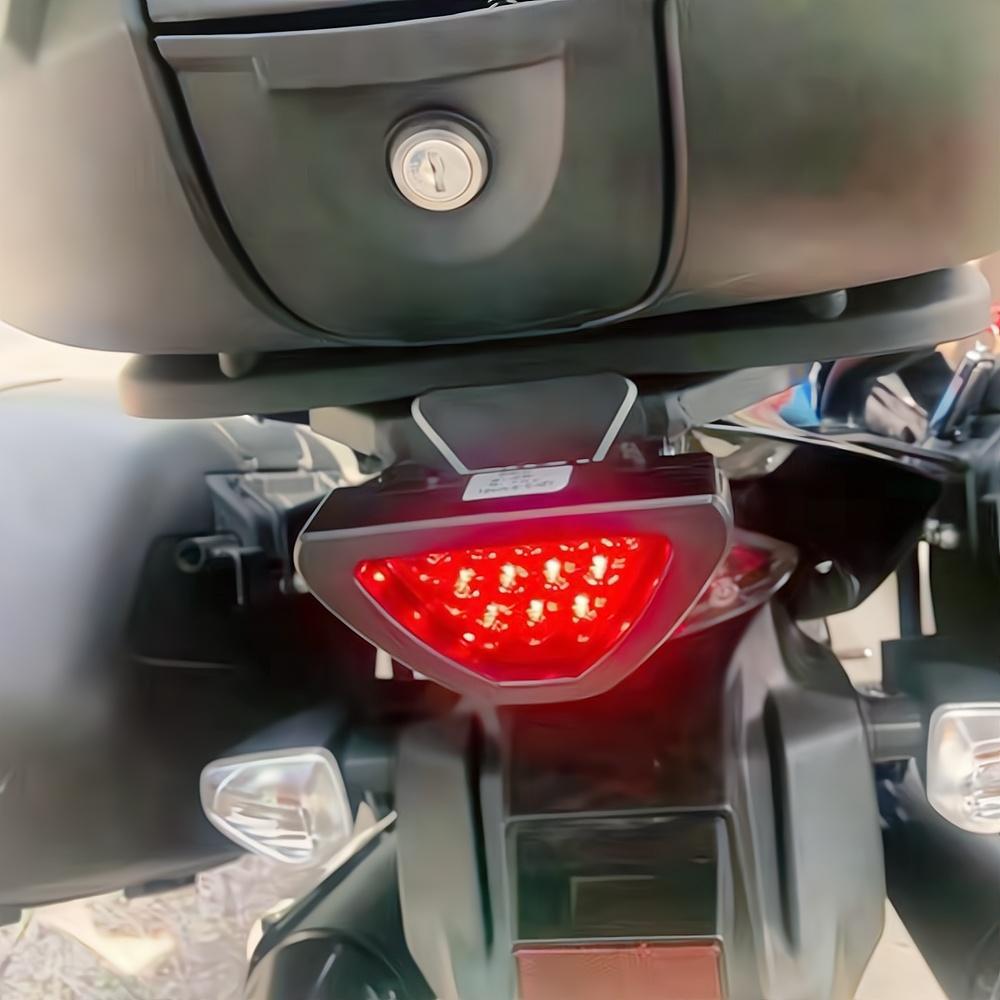 2PCS Car Ail Motorcycle Tail Pilot Signal Lamps Accessories 12V LED Rear Fog Light Triangle Red Led Brake Strobe Warning Lamp