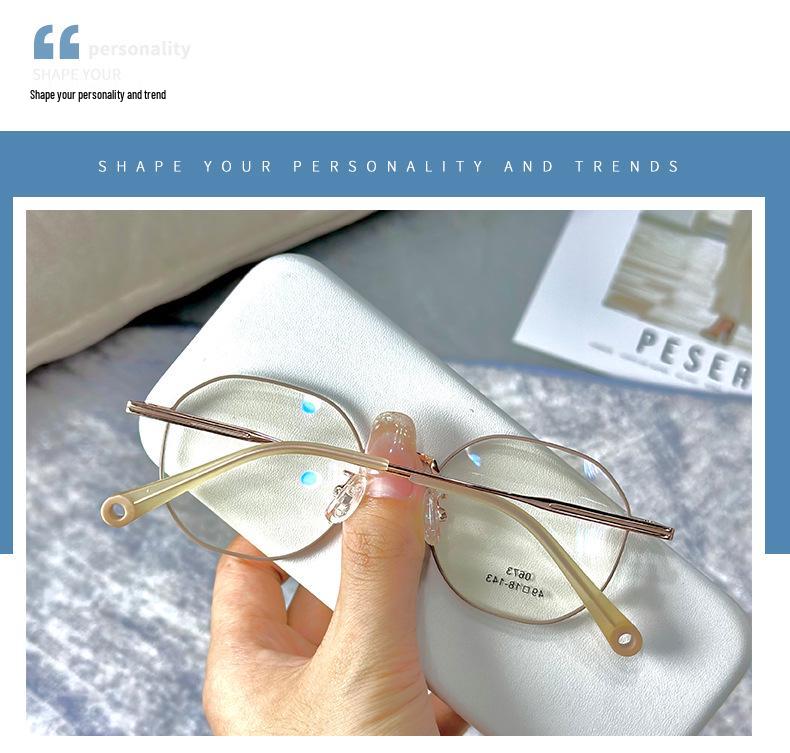 Xiaohongshu Trendy Memory Metal Eyeglasses Frame - Small Round Shape for a Bare Face Look, Can Accommodate Myopia Lenses