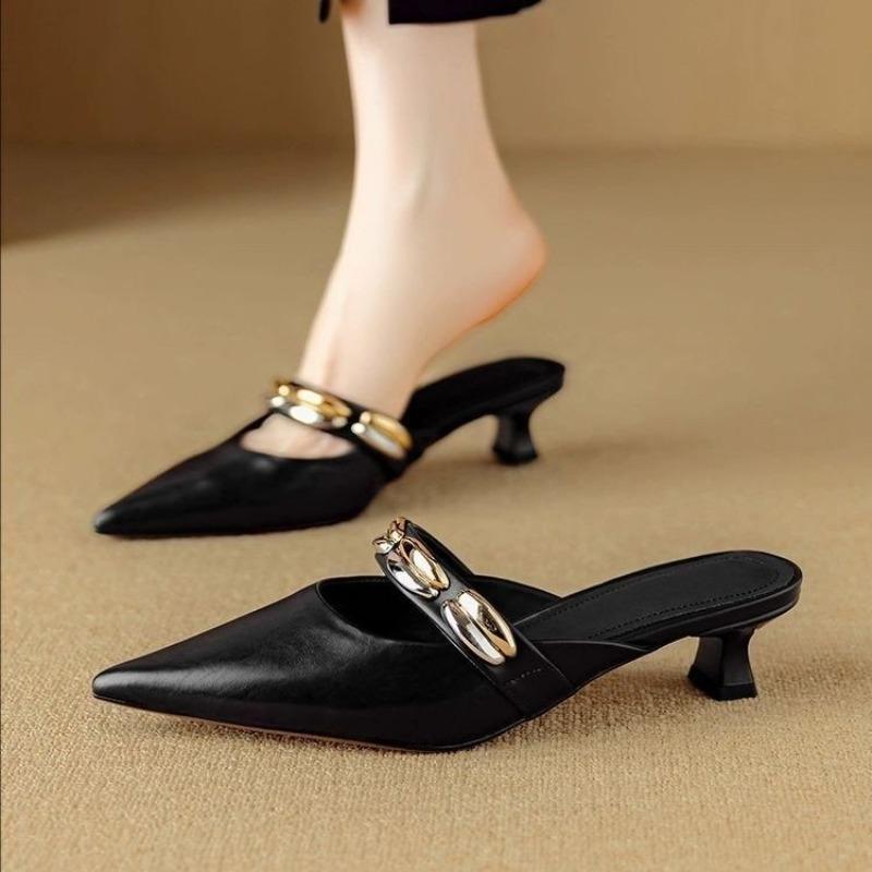 Fashion French Elegant Flip-flops for Women in 2025, New Summer Pointed-toe One-shoulder Mid-heel Cool Flip-flops