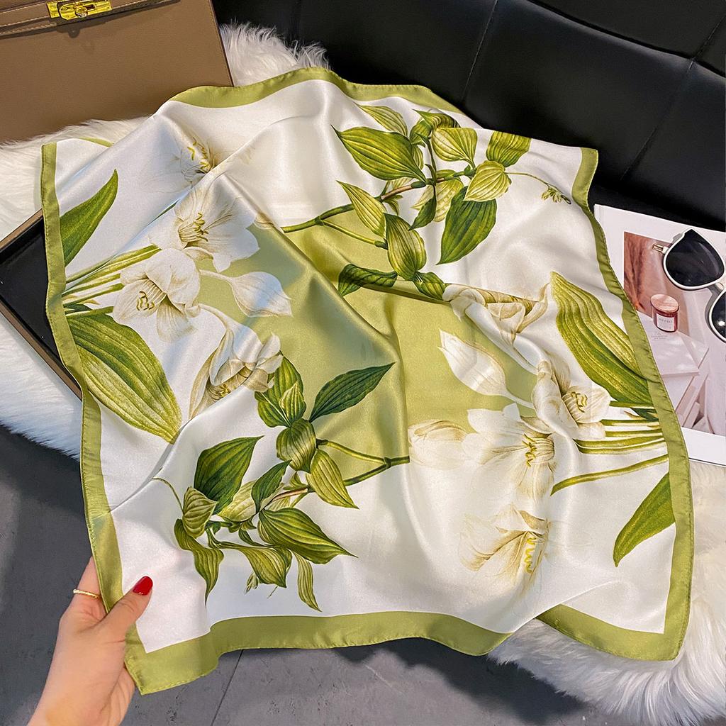 70*70 Women Summer Luxury Fashion Bohemia Stlye Silk Scarf Soft Hairband Neckerchief Tie Female Headband Foulard  Casual