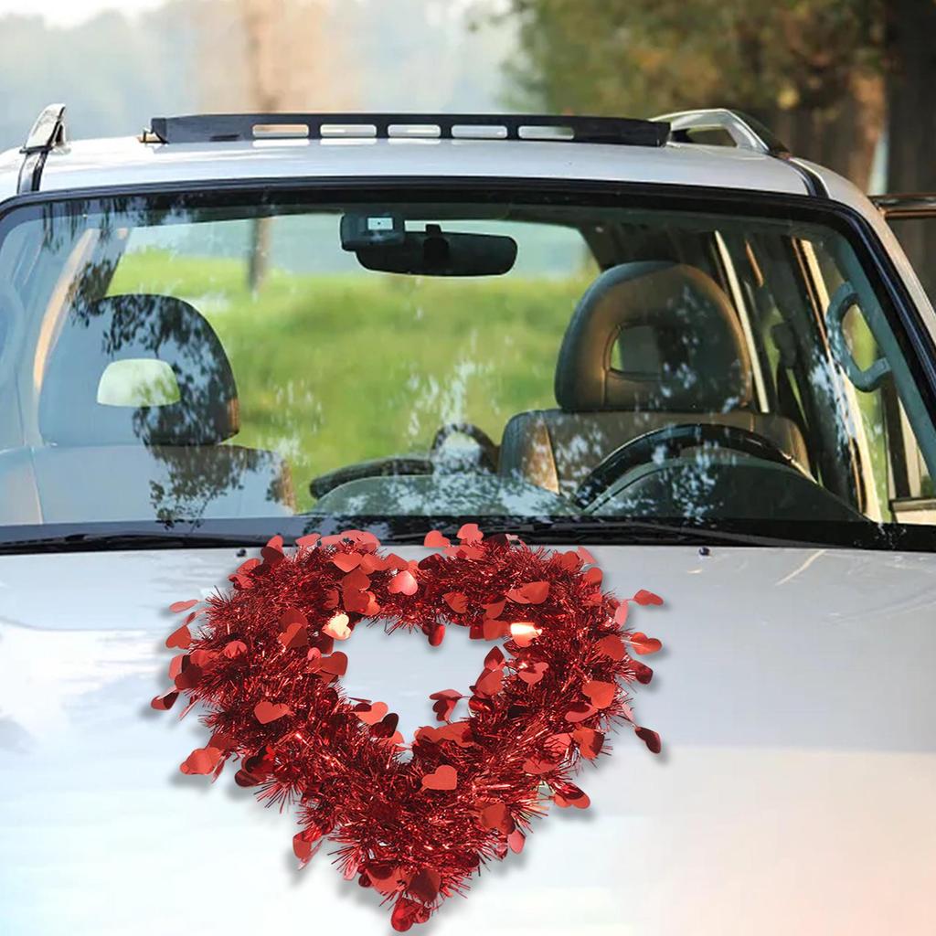 Heart Shaped Wreath Wall Hanging Decor Love Heart Wreath Valentine's Day Wreath for Window Party Indoor Front Door Festival