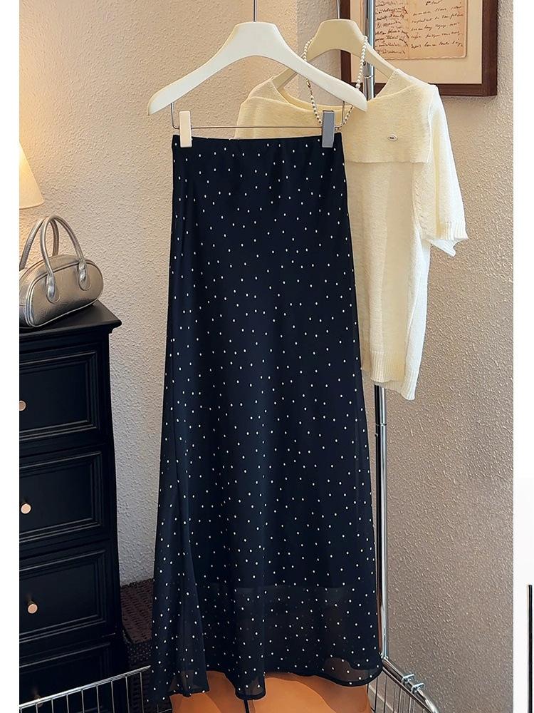 Polka Dot High-Waist Chiffon Fishtail Skirt - Women's Retro Style, Summer 2025 Arrival, Medium-Long Hip-Hugging Design, Hong Kong Fashion.