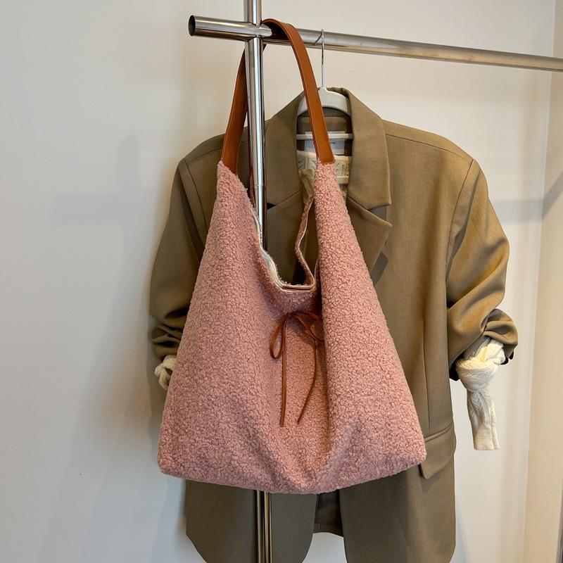 Foreign Fashion Underarm Bag Women's 2025 Autumn and Winter New Simple Casual Large-capacity Tote Bag for Commuting To Work