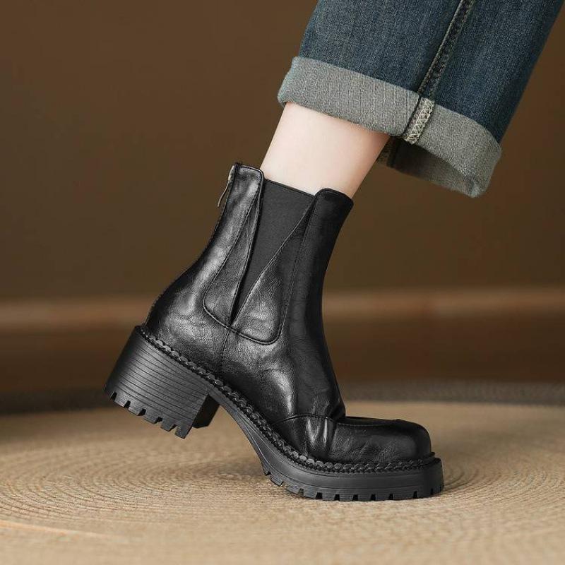 New women's large-size platform leather boots medium heel solid color square heel round head medium boots autumn and winter non-slip Martin boo