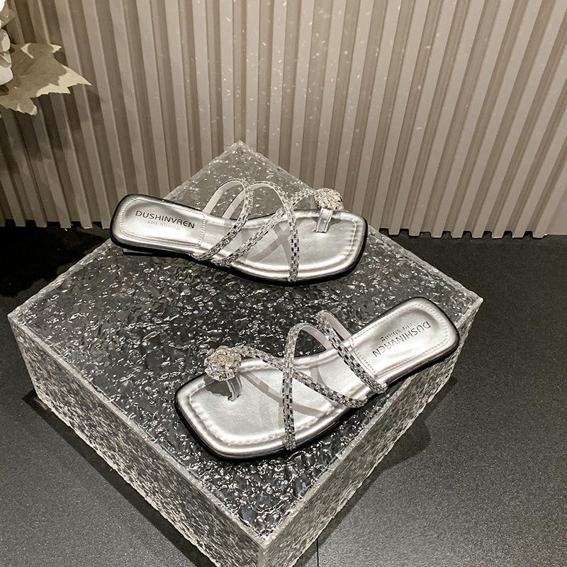 Silver rhinestone toe slippers women's outer wear 2025 new summer skirt low-heeled evening breeze French sandals