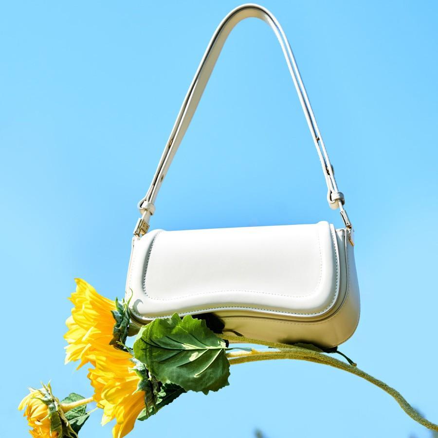 Genuine leather underarm bag, unique and simple, trendy street style women's bag, popular online, niche crossbody bag