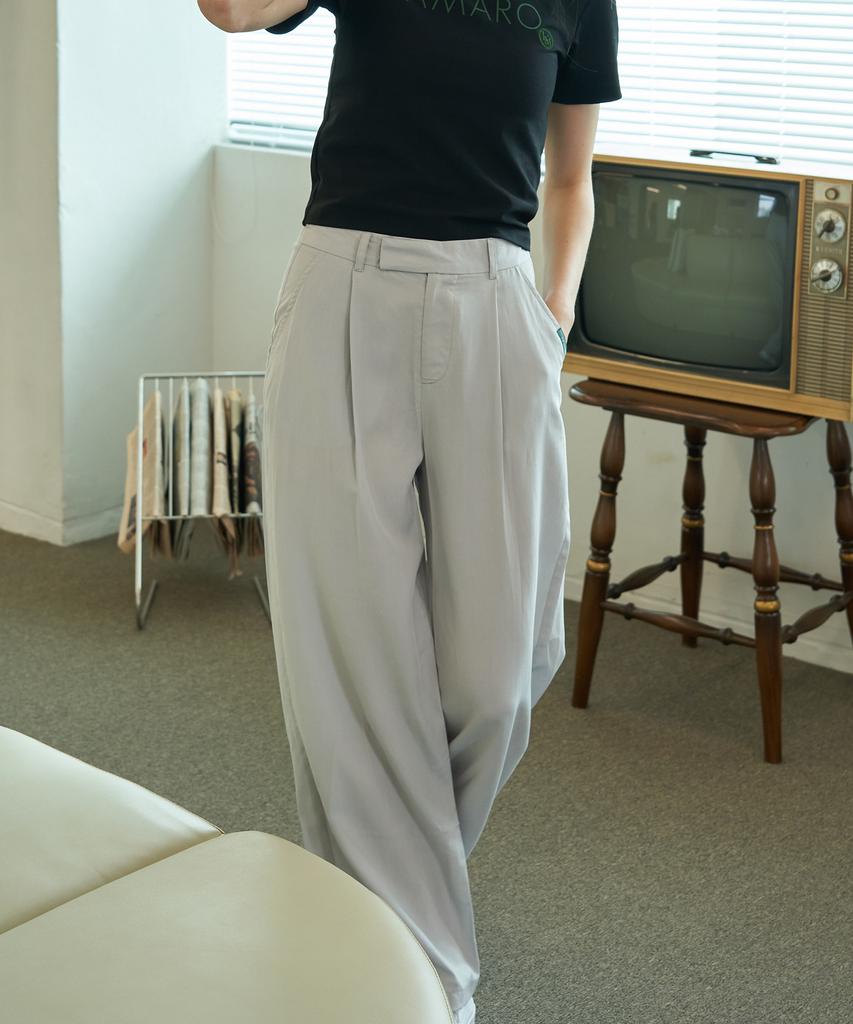 LAMARO Pintuck Summer Slacks (Light Gray)
