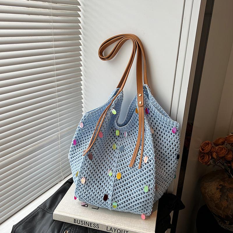 Lässiger Wind gestrickte Schultertasche Damen neue beliebte vielseitige Unterarm-Tragetasche mit großer Kapazität