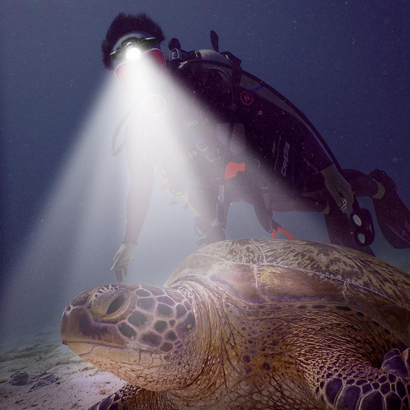 D2 Diving Headlamp 200M Underwater Headlight Led Scuba Head Flashlight Fishing Torch Waterproof IPX8 18650 Dive Suits Lamp Light