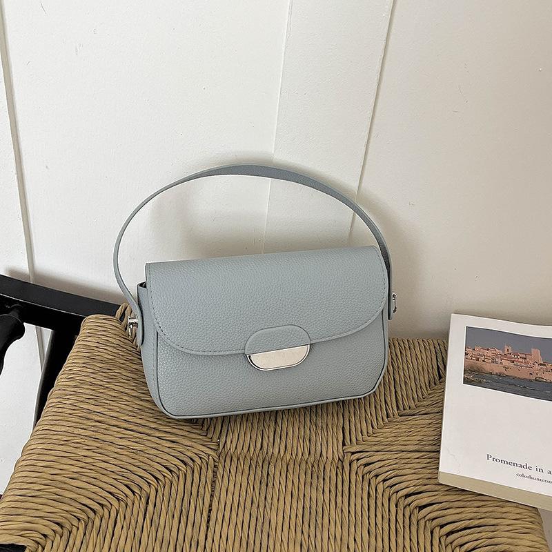 Simple and Fashionable Style Snap Closure Handbag for Carrying on The Shoulder or Crossbody, Small Square Shape Bag