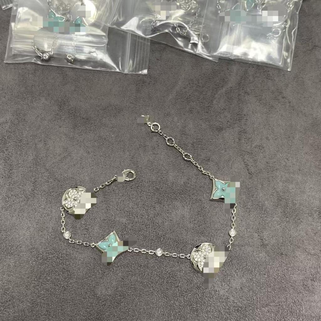 Luxusní sada náhrdelníku a náramku LV Clover & Flower z perleti