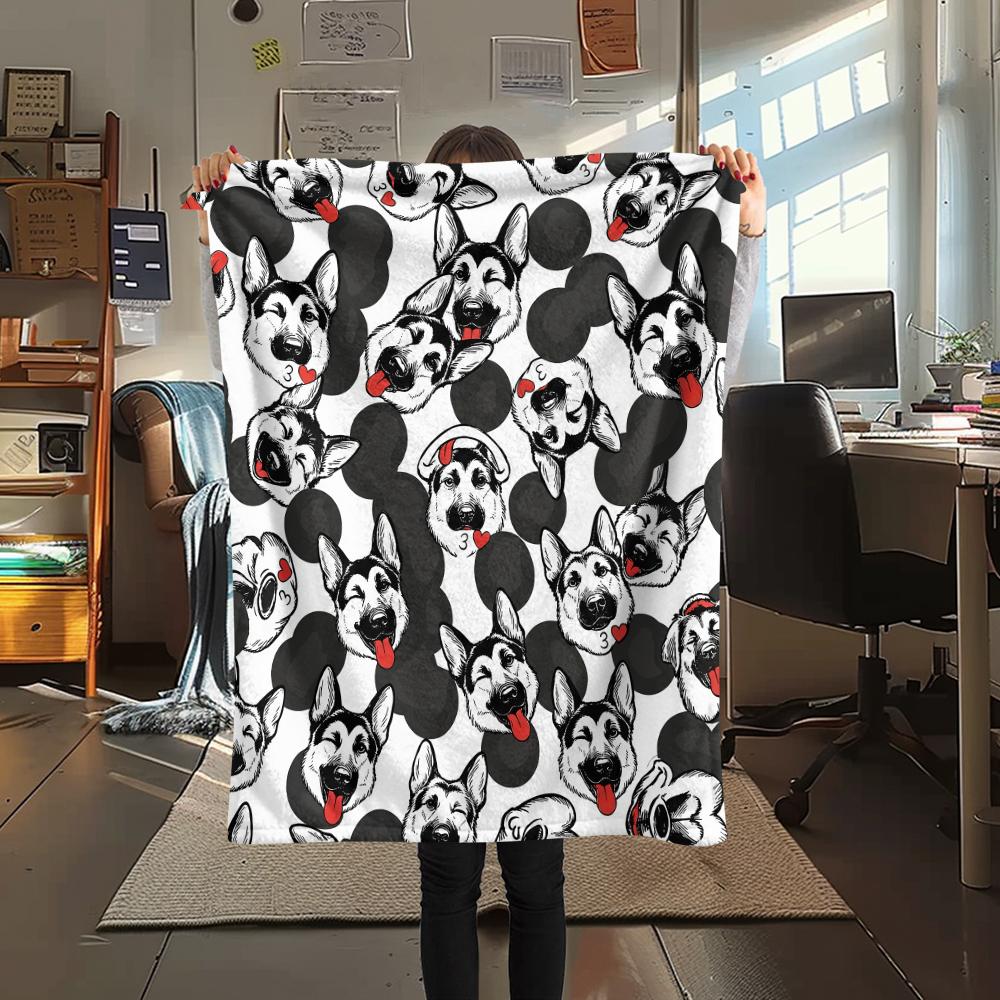 

Black white puppy kitten Print Flannel Blanket,High quality Comfortable for All Seasons,Home Decor,Warmth and Comfort,Perfect for Christmas Gifts 80cm x 120cm