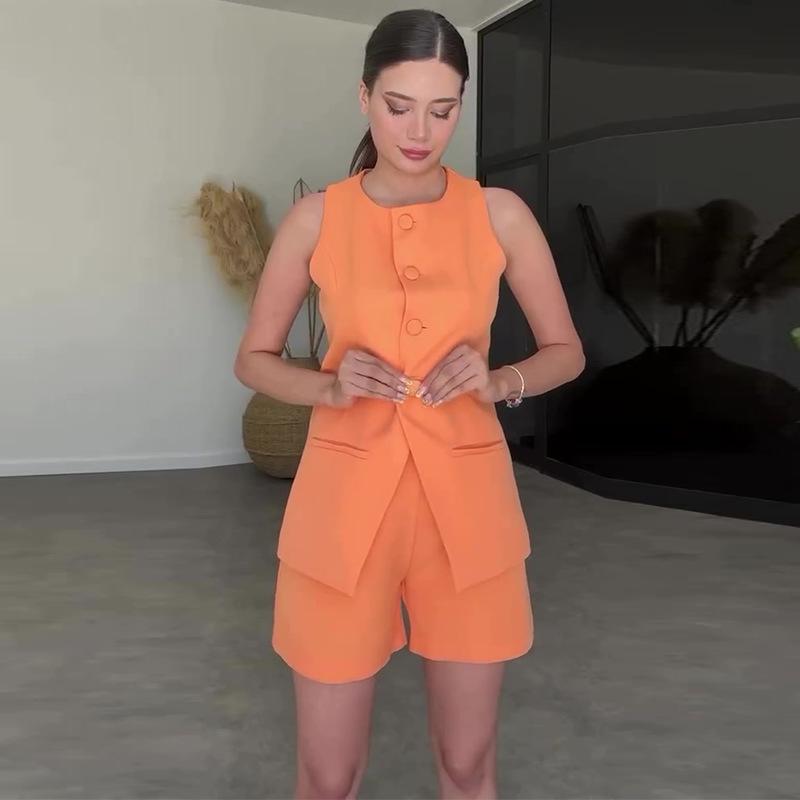 2024 Summer Women's Solid Color Sleeveless Vest & Casual Shorts Set