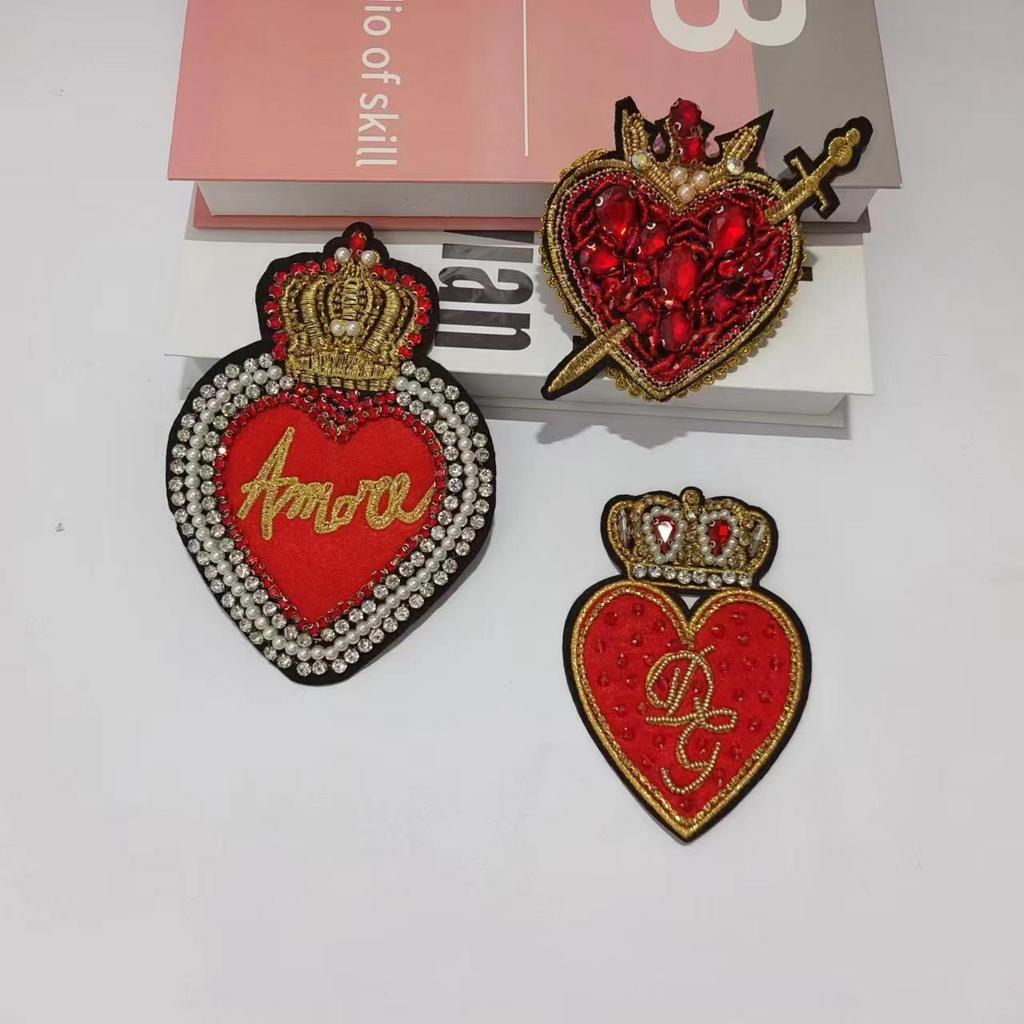 Handmade Rhinestone Heart Cloth Patch - Beaded Accessories for Clothing, Shoes, Hats, and Decorative Packaging.