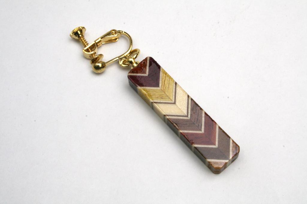 Parquet Earrings D by Hakone Maruyama Bussan