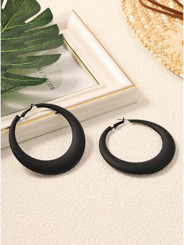 Extra-Large Gold Bamboo Hoops: Bold European & American Style Earrings for Hiphop, Street Dance, and Nightclub Fashion.