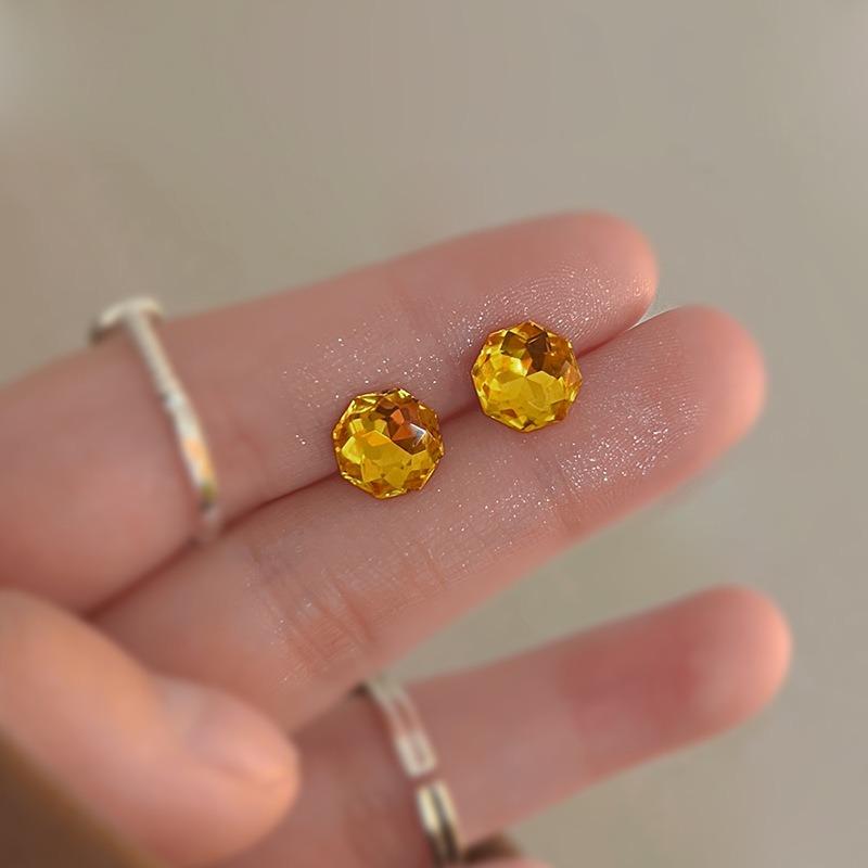 Gold Ring Earrings Women's Ear Buckles Light Luxury High-end Earrings Autumn and Winter Ring Earrings