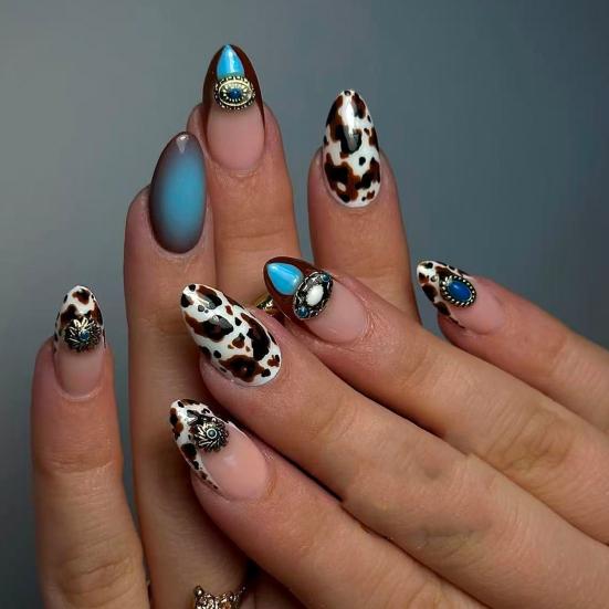 24Pcs/Set False Nails Easy DIY Nail Art Artificial Nail Kit Quick Style Change Fake Nails with Seamless Fit Nail Salon Party Wedding