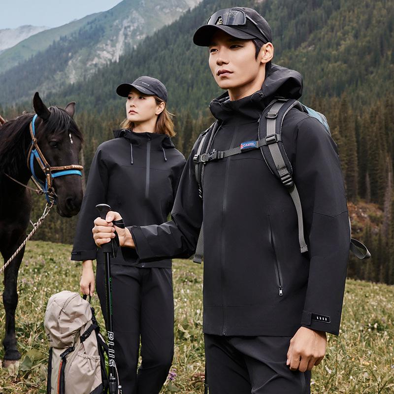 Stylish Unisex Waterproof Windproof Color Block Jacket for Hiking and Workwear