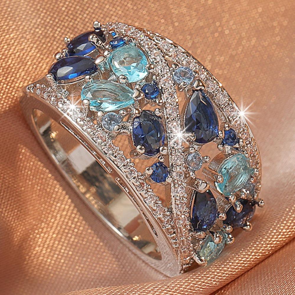 Bohemian Women's Couple's Fashionable and Elegant Glass Zircon Gift Ring