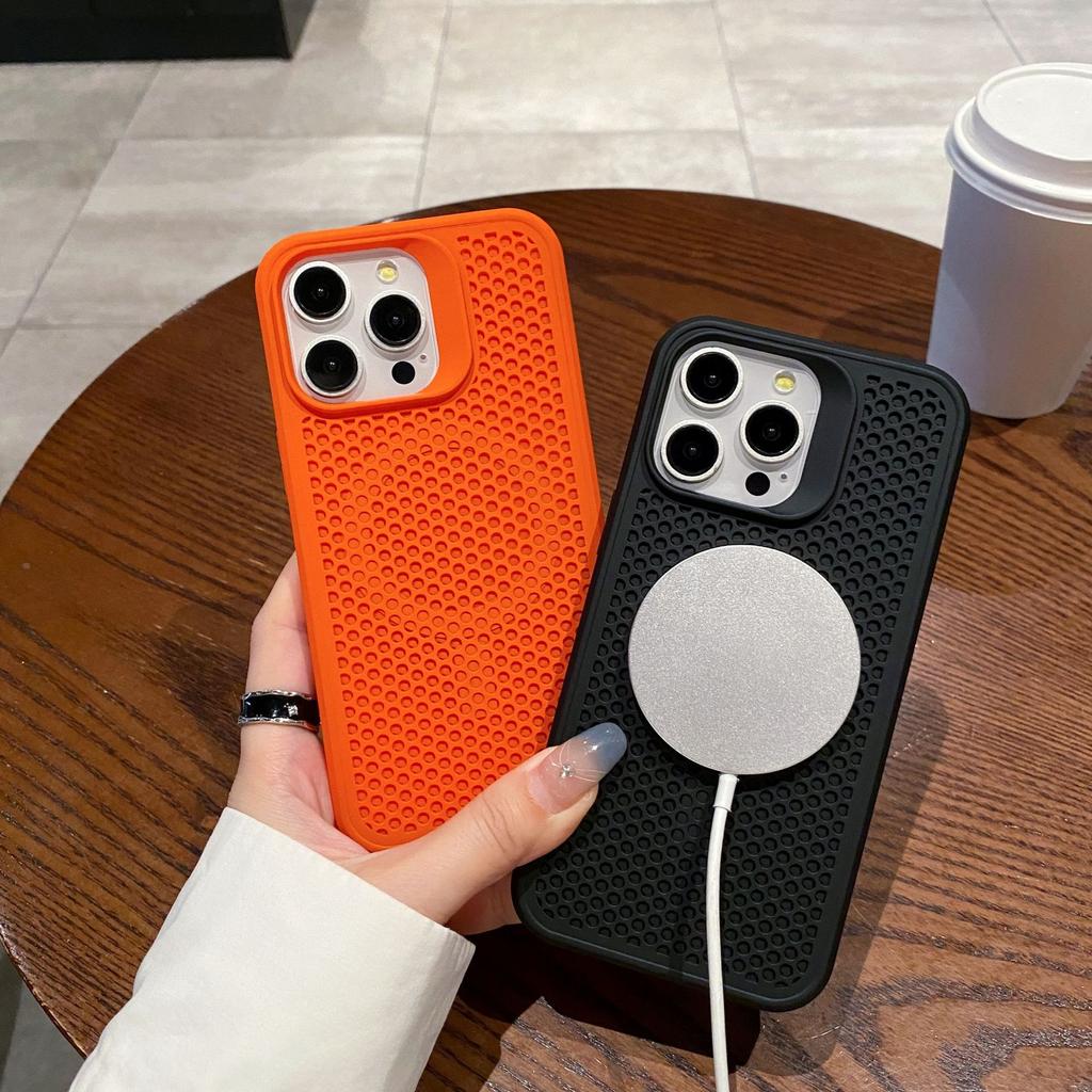 Applicable To iPhone16proMax Hollow Heat Dissipation Magnetic Suction Mobile Phone Case Apple 15 Skin Feeling Breathable and Anti-drop Protective
