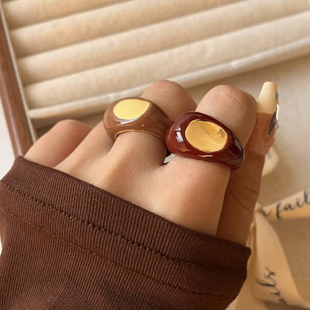 Ankara Rot Fett Rund Emaille Ring Damen Nische Kaltwind Element Ring Titanstahl Nicht verblassender Ring Geburtsjahr Geschenk