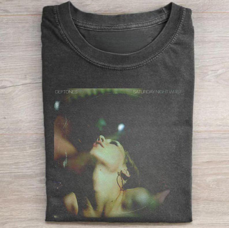 Vintage Deftones Shirt 90s Rock Band Tee Rock Music Merch AN67700 M