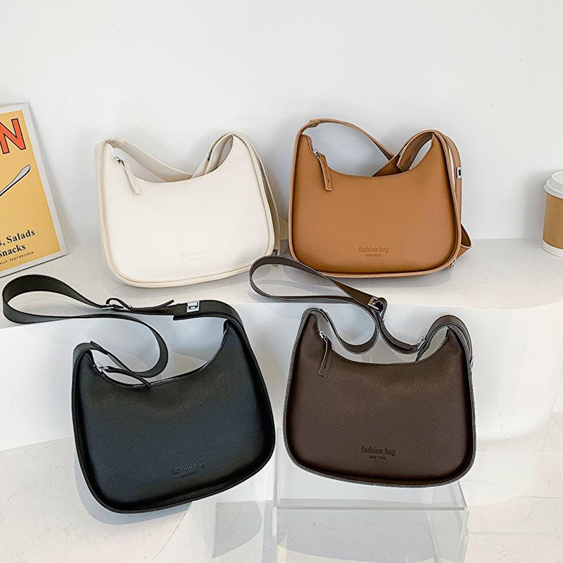 Spring texture bag women's 2025 new fashion simple casual large capacity shoulder bag solid color messenger bag