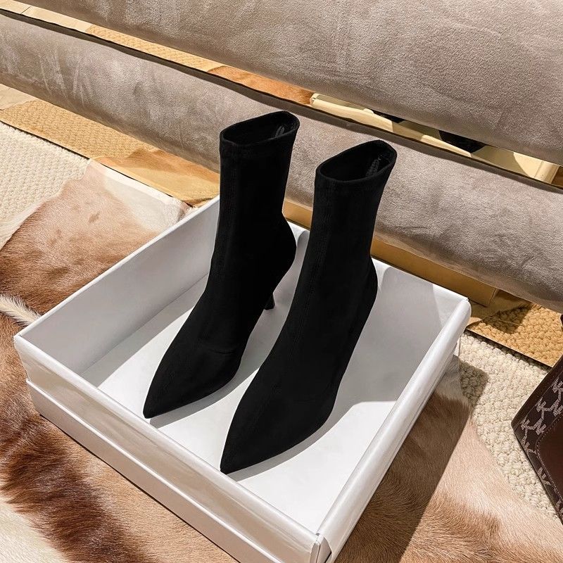 Fashion and versatile design sense, medium tube pointed short boots are super beautiful and thin, thin heels, high heels, and autumn new models.