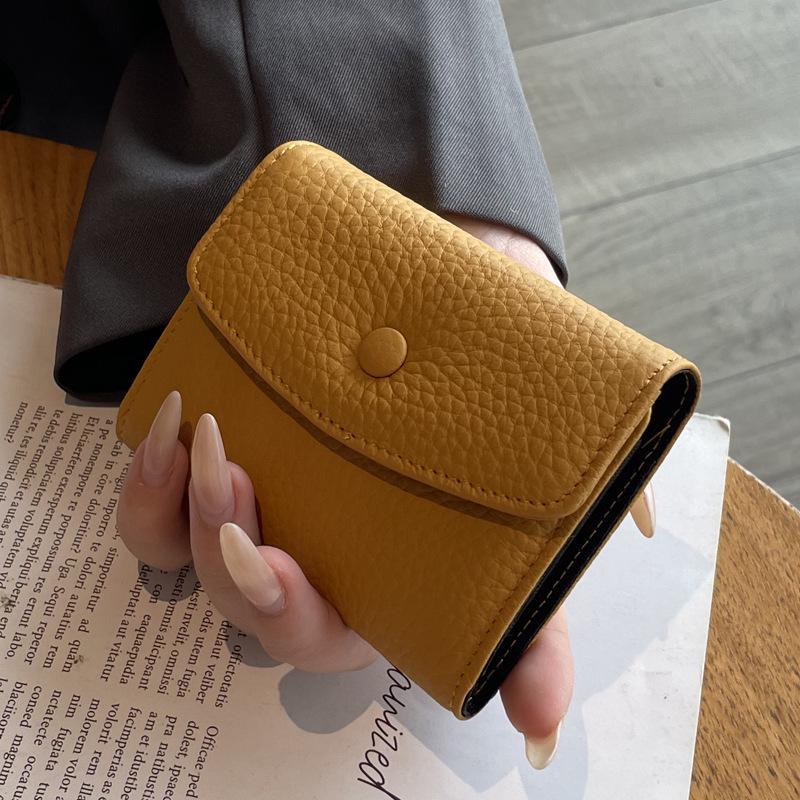 Genuine Leather Accordion Card Holder for Women - Compact, Anti-Demagnetization, Multi-Card Slots, Driver's License, Document Organizer