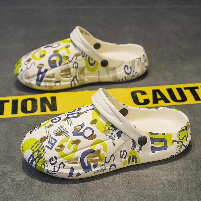 

Тапочки мужские 2025 лето новые уличные мягкая подошва полые прохладные тапочки мужские носят пляжные дырявые туфли с двумя педалями 45 бежевый