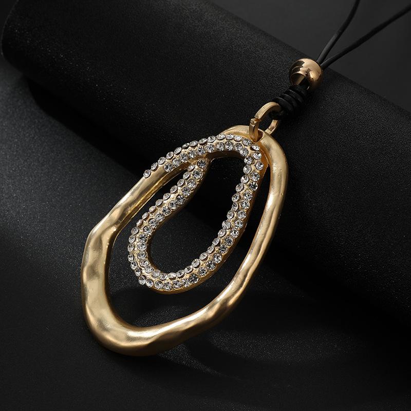 New hot-selling sweater chain women s fashion versatile lines trendy Korean version long necklace