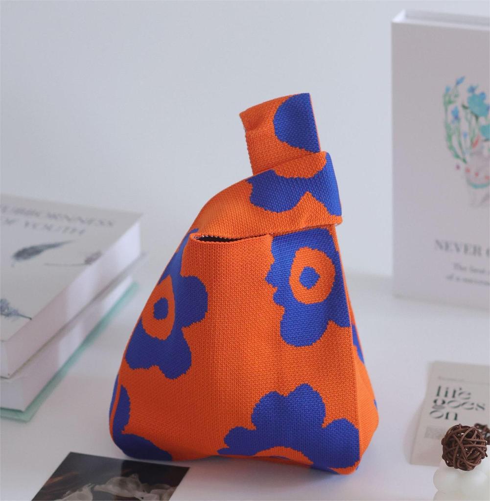 Chic Portable Knitted Handbag - Xiaohongshu Recommended Cute Style