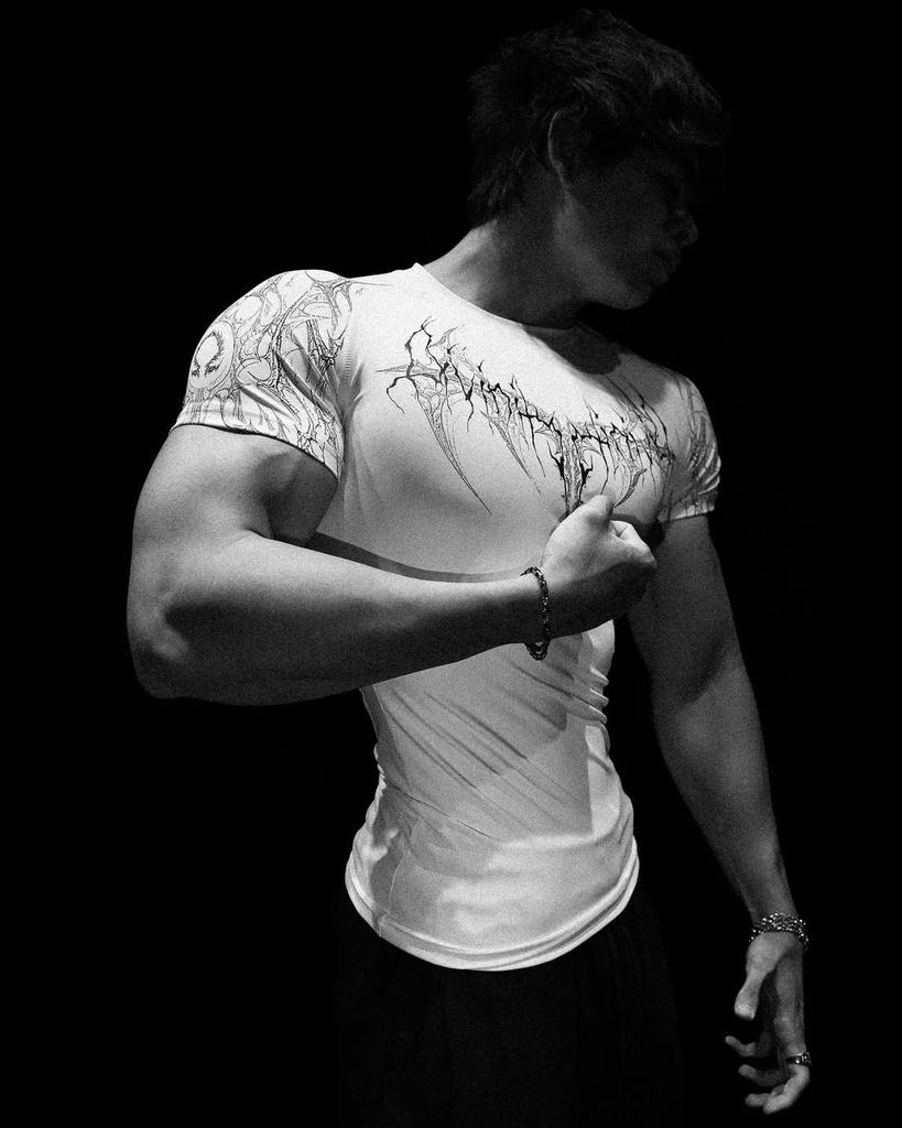 BreatheDivinity Men's Quick-Dry Dark Style Sports T-Shirt