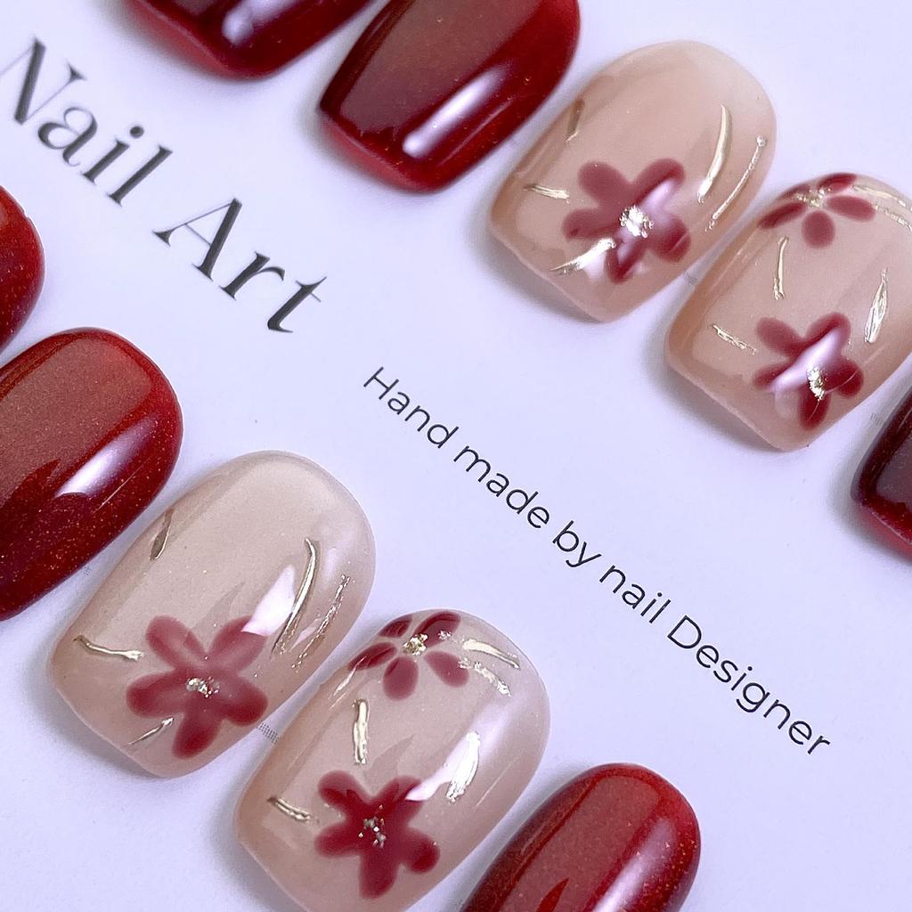 Translucent Wine Red Cat Eye Nails with Gold Foil & Magic Mirror Powder - Short, Square & Round Wearable Detachable Tips. 