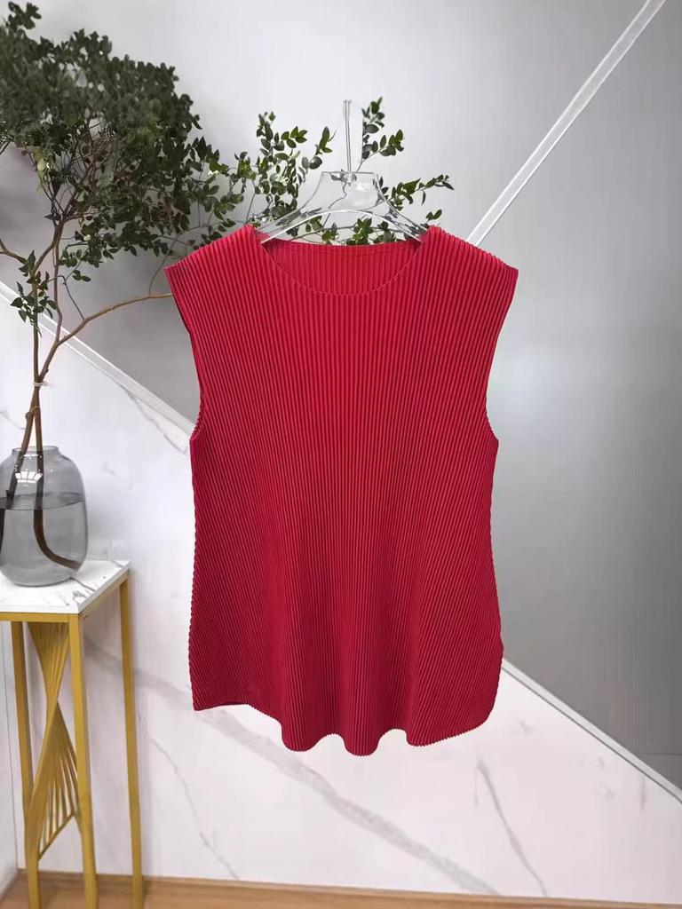 2026 Spring Women's Ruffled Round Neck Sleeveless Vest - Casual and Versatile Pullover Top