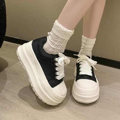 Automne 2025 nouvelle mode vent universitaire plateforme rehaussante lacets chaussures de sport et de loisirs chaussures de sport polyvalentes pour femmes