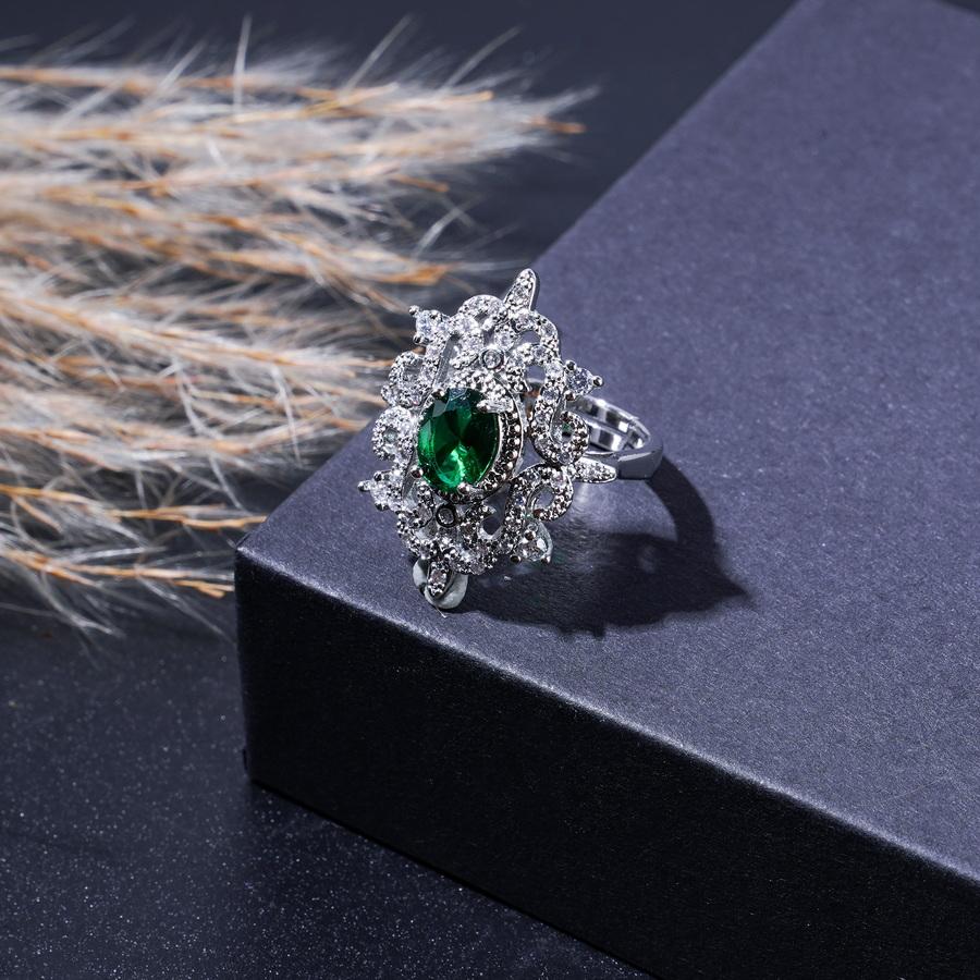 4PCS Exquisite Green Zircon Inlaid Fashion Jewelry Set - Includes Bracelet, Earrings, Necklace, and Rings for Everyday Wear